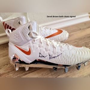 Derek Brown autographed Texas Longhorn cleats